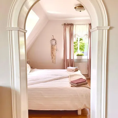 Hotell & Restaurant Solliden Stenungsund Eksteriør billede
