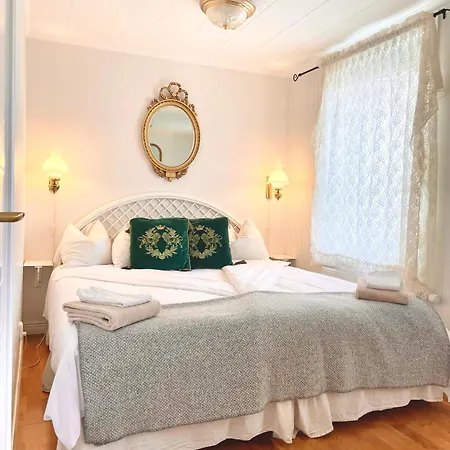 Hotell & Restaurant Solliden Stenungsund Eksteriør billede